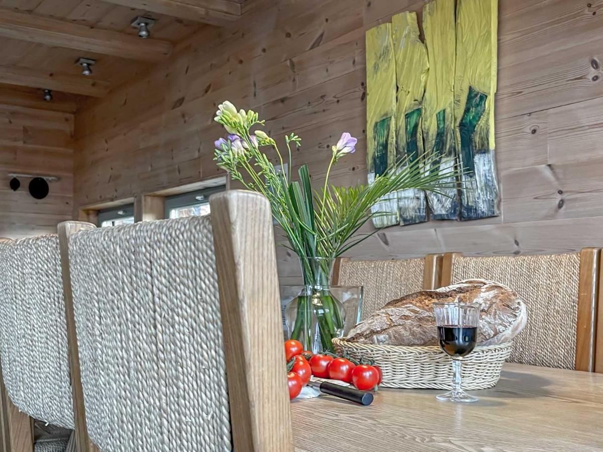 Traumhaff Kuestenchalets - Einzigartige Chalets An Der Ostsee. Ganz Aus Laerchenholz Mit Kamin Und Sauna Vogelsang-Warsin Zewnętrze zdjęcie