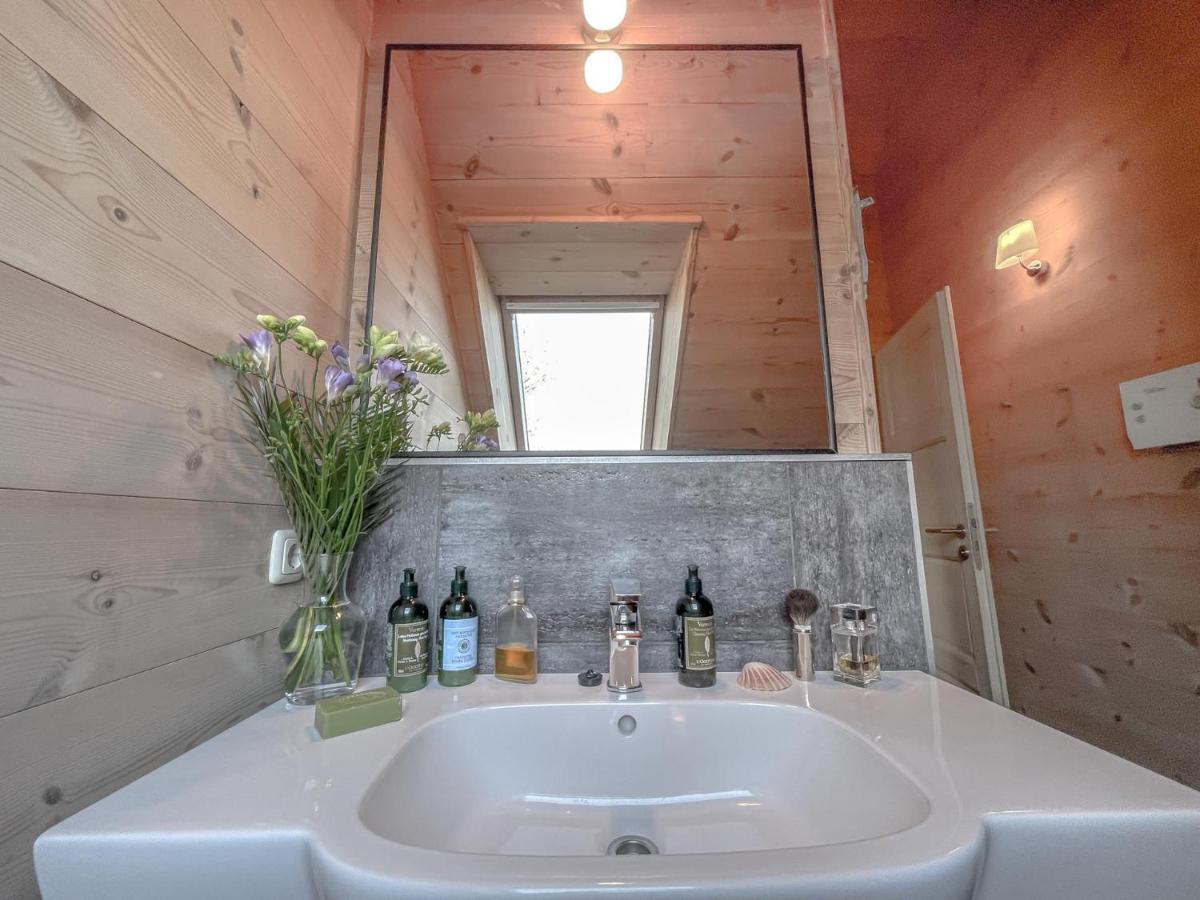 Traumhaff Kuestenchalets - Einzigartige Chalets An Der Ostsee. Ganz Aus Laerchenholz Mit Kamin Und Sauna Vogelsang-Warsin Zewnętrze zdjęcie
